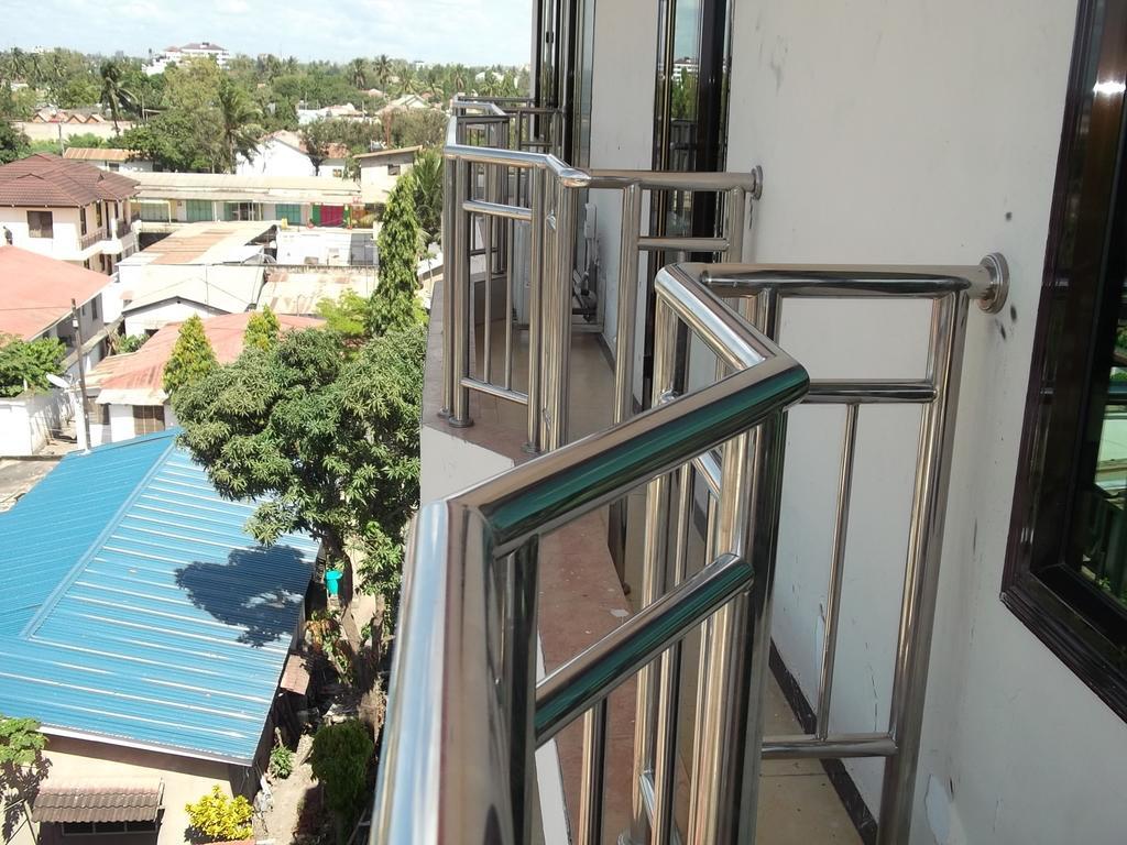 Star City Hotel Dar es Salaam Habitación foto